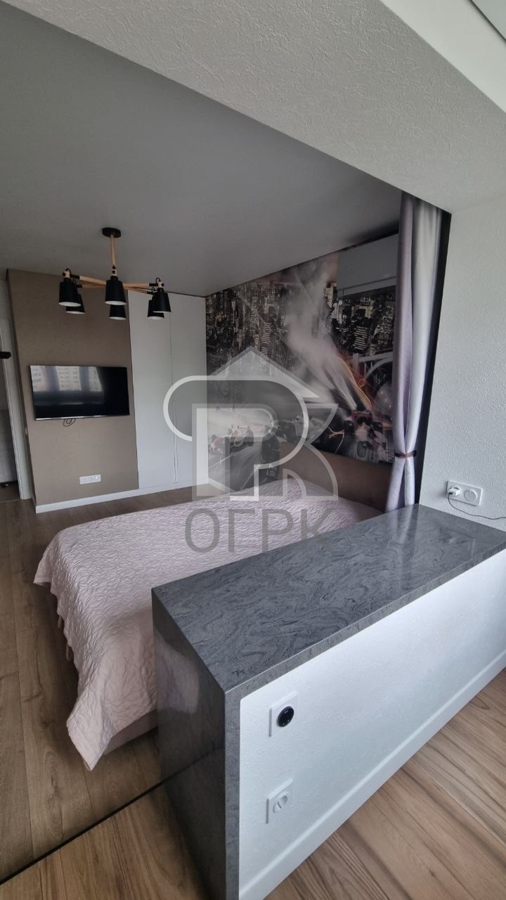 Купить 4-комнатную квартиру, №389162