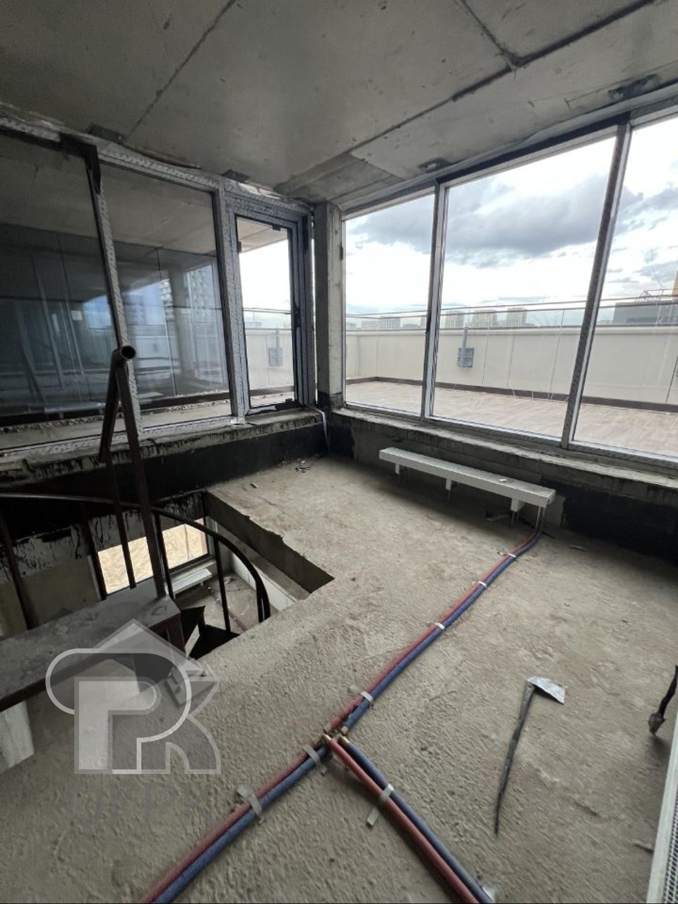 Купить 3-комнатную квартиру, №388579