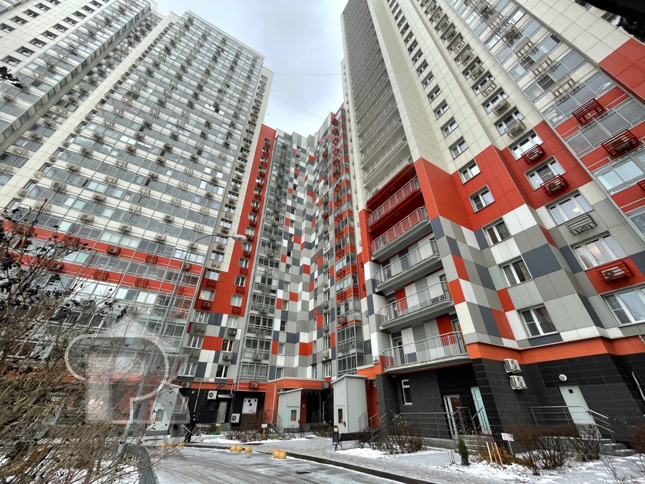 Купить 3-комнатную квартиру, №387870