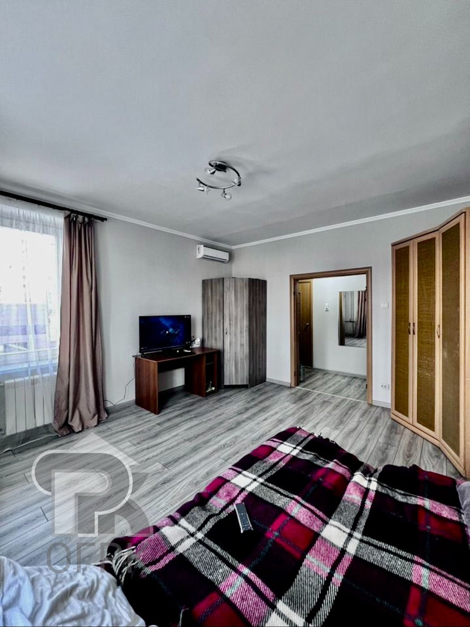 Купить 1-комнатную квартиру, №388237