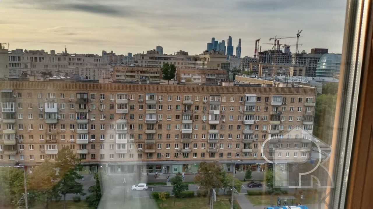 Купить 3-комнатную квартиру, №320050