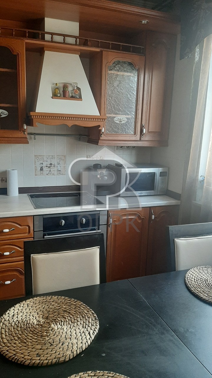 Купить 4-комнатную квартиру, №388850