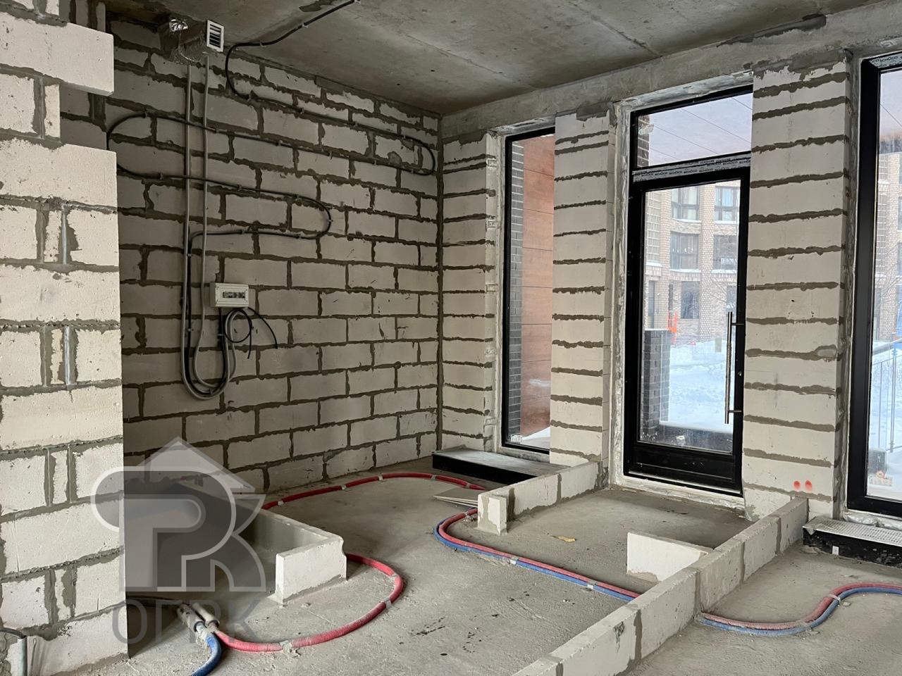 Купить 4-комнатную квартиру, №388170