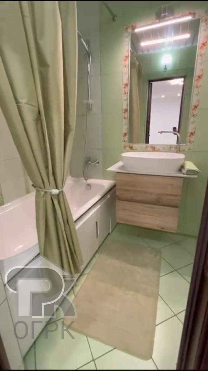 Купить 3-комнатную квартиру, №387478