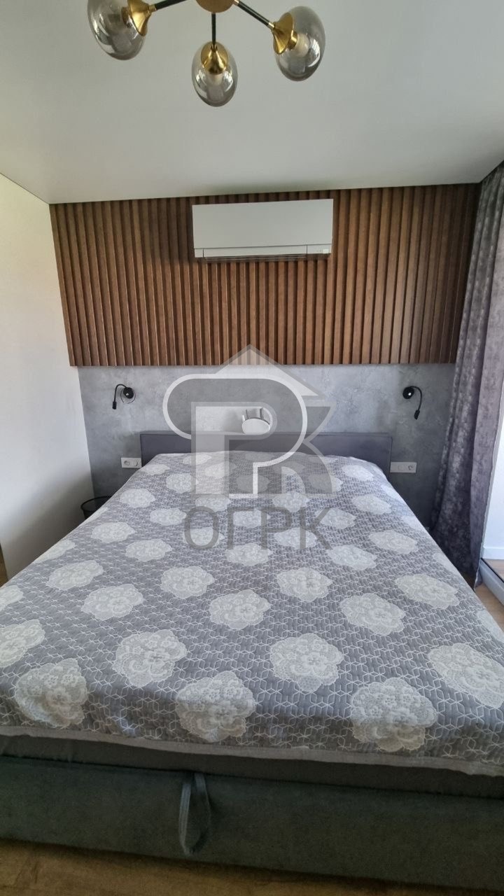 Купить 4-комнатную квартиру, №389162