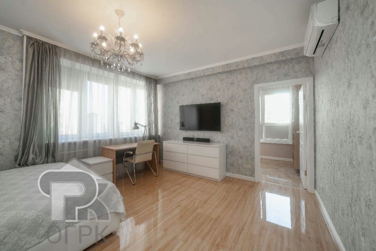 Купить 3-комнатную квартиру, №366545