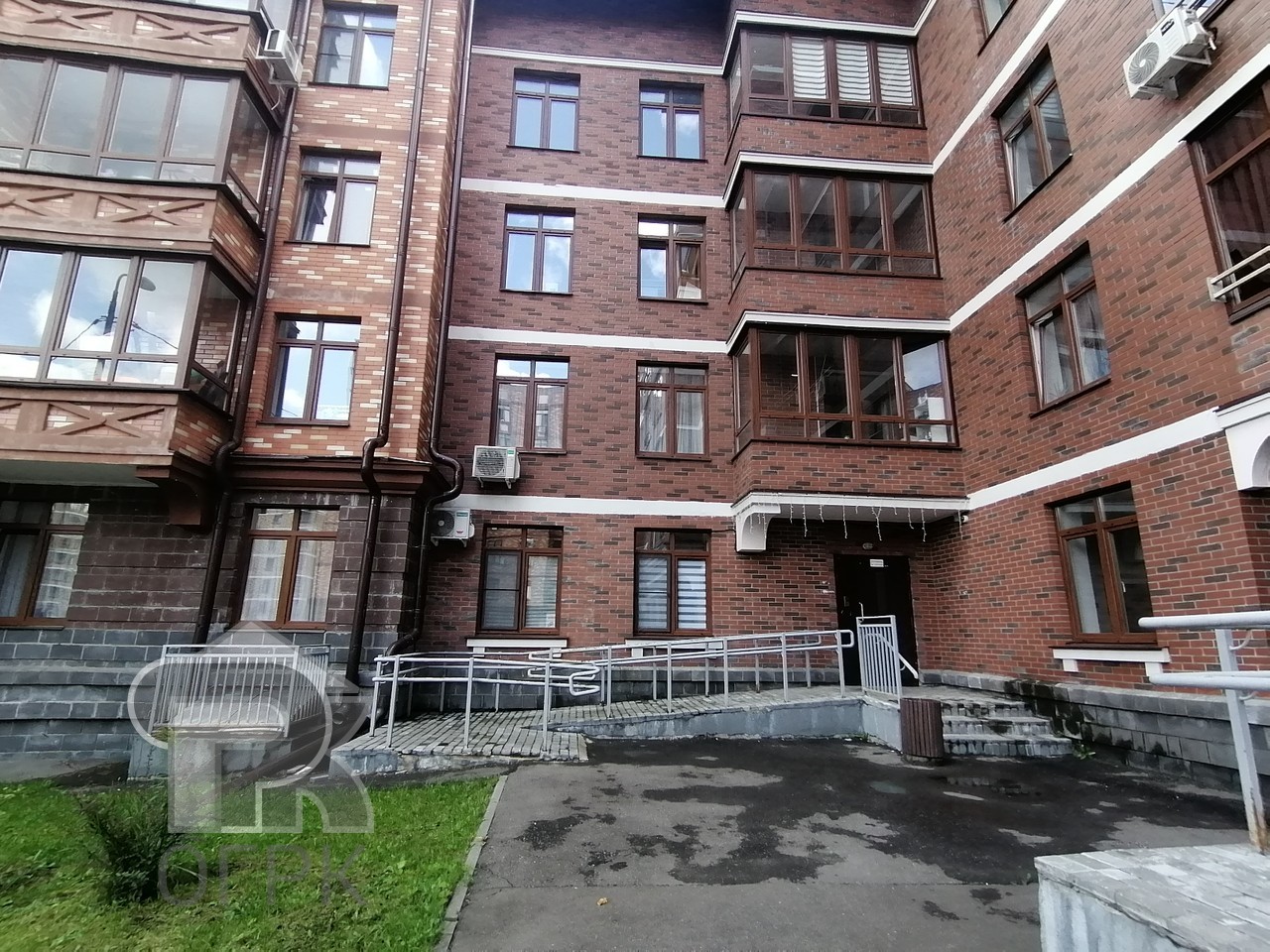 Купить 3-комнатную квартиру, №390346