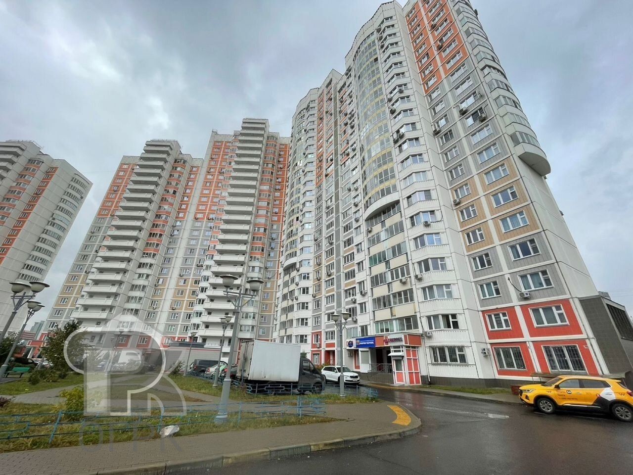 Купить 3-комнатную квартиру, №391706