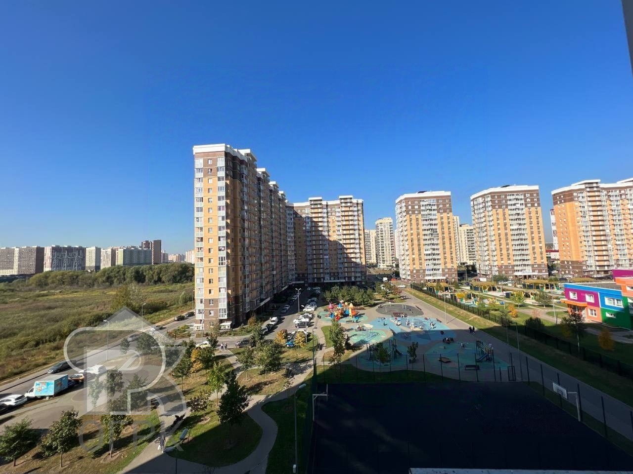 Купить 1-комнатную квартиру, №371360