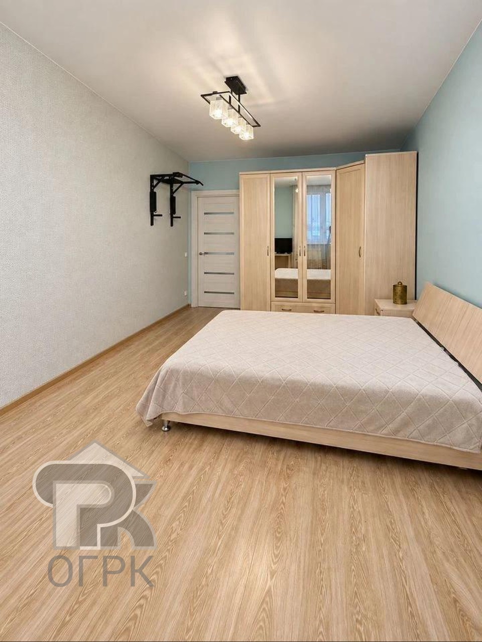 Купить 3-комнатную квартиру, №392366