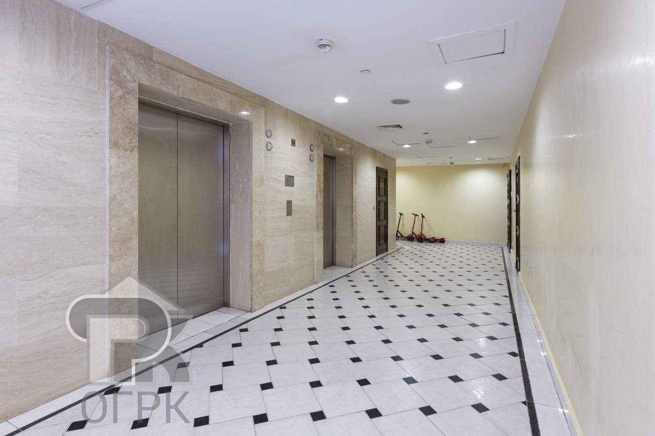 Купить 4-комнатную квартиру, №387262