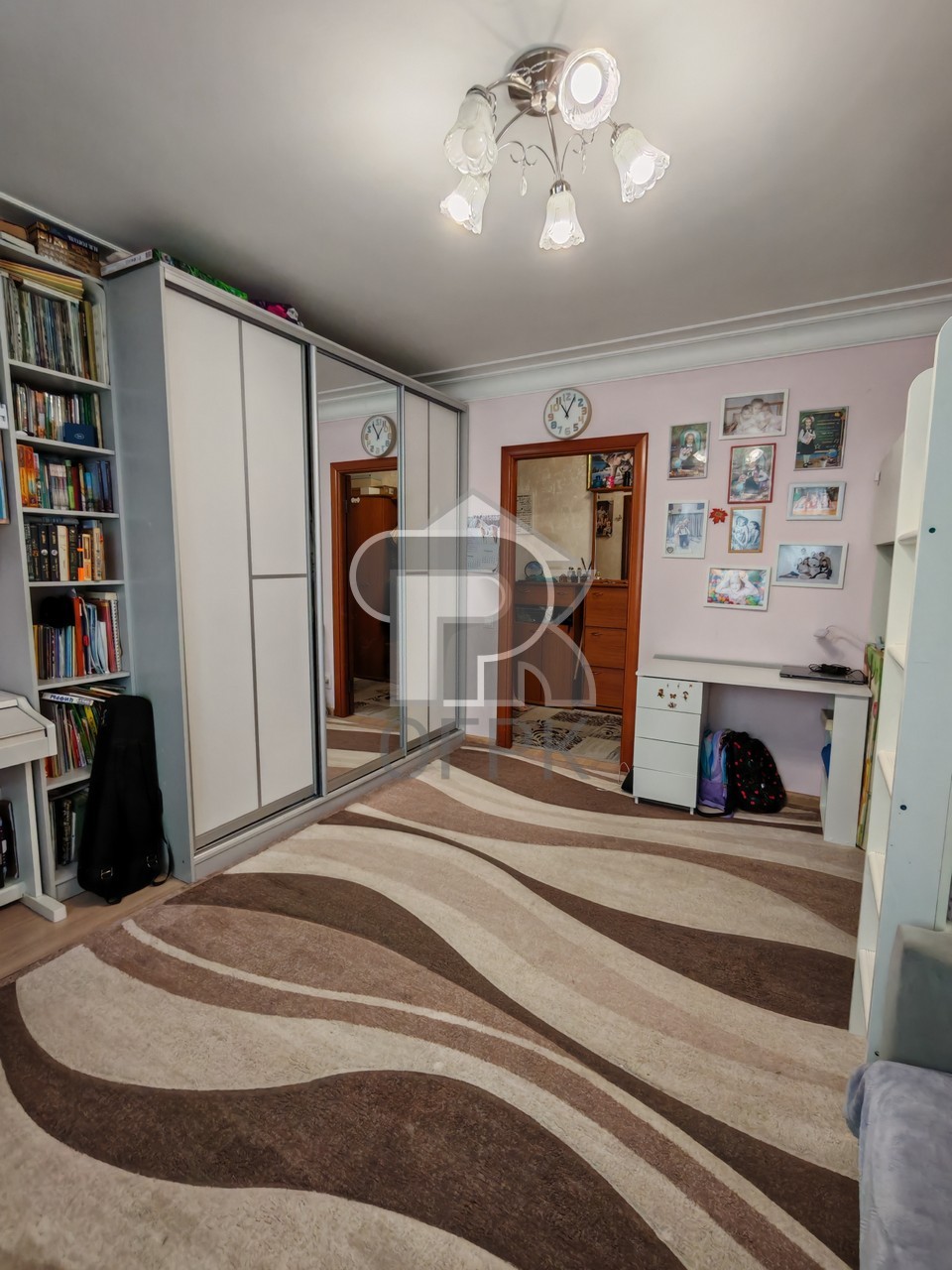 Купить 2-комнатную квартиру, №388128