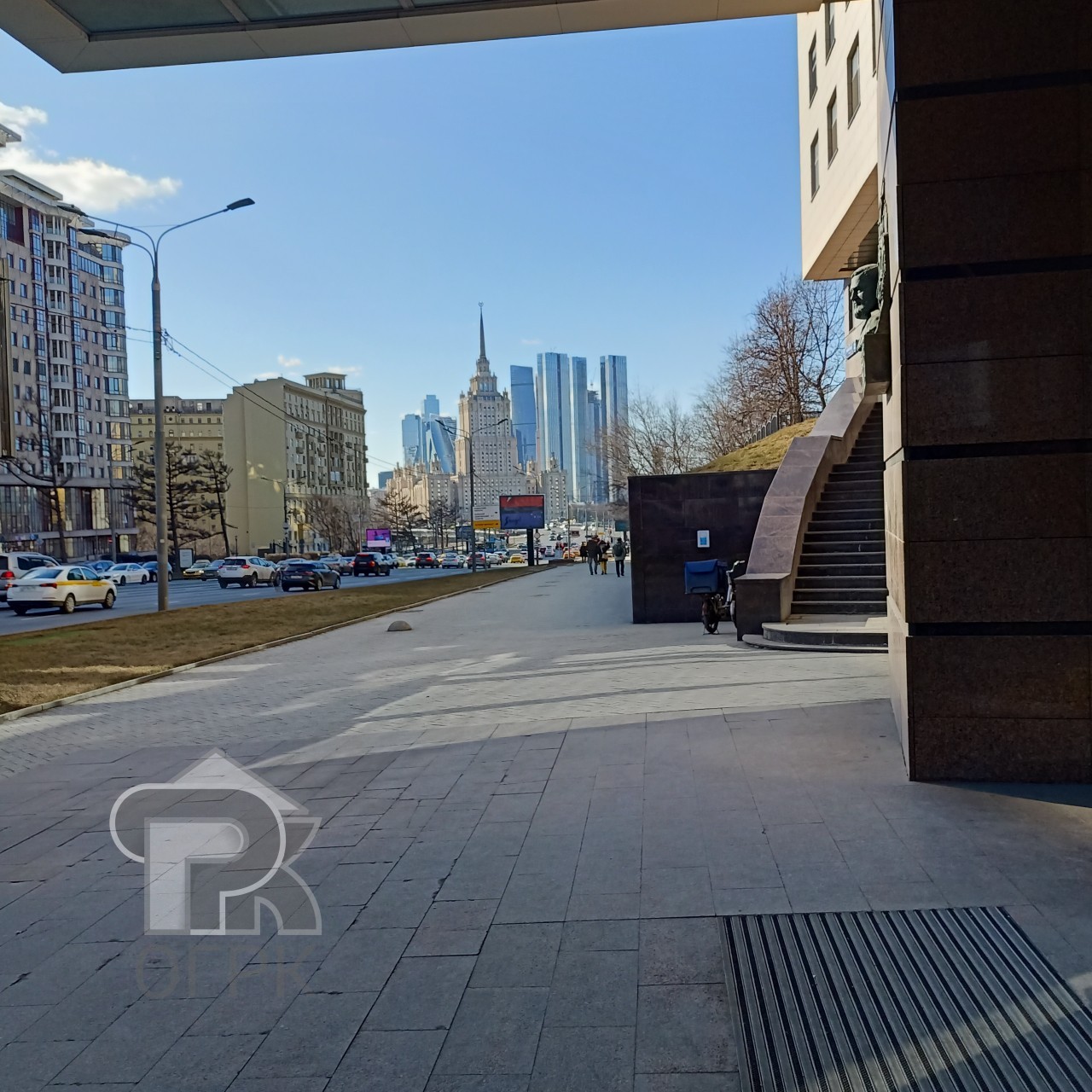 Купить 7-комнатную квартиру, №351629