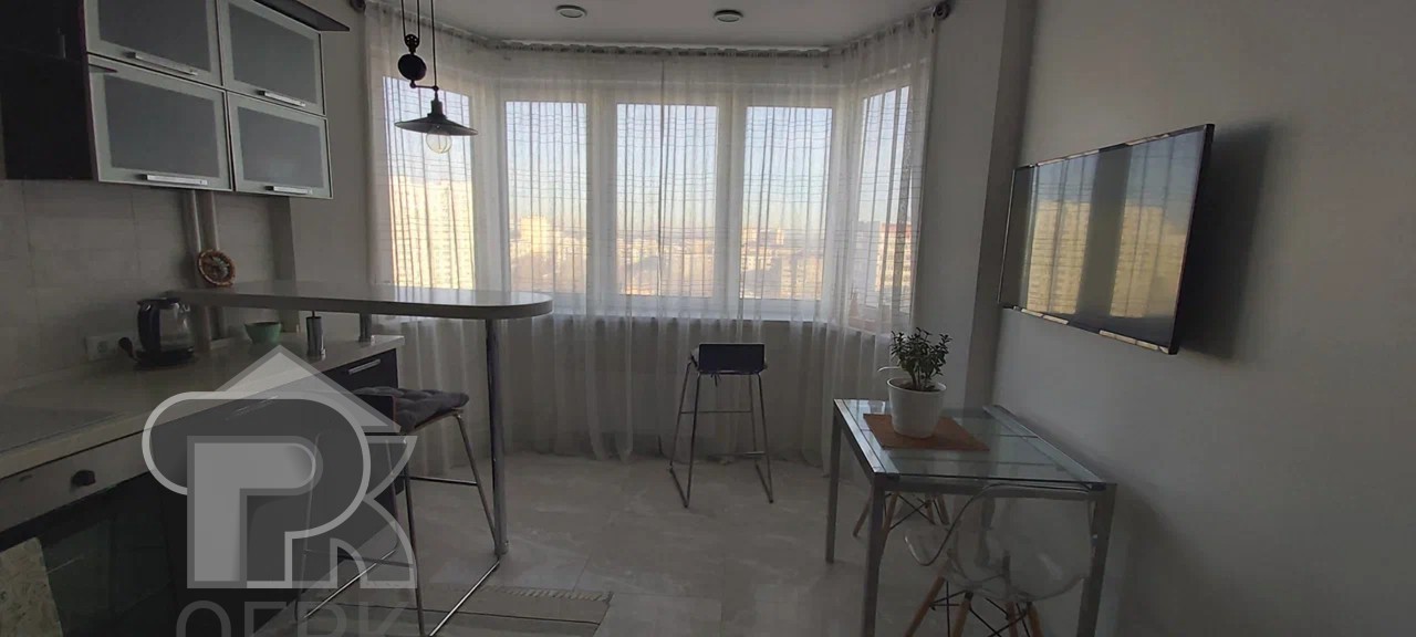 Купить 2-комнатную квартиру, №388380