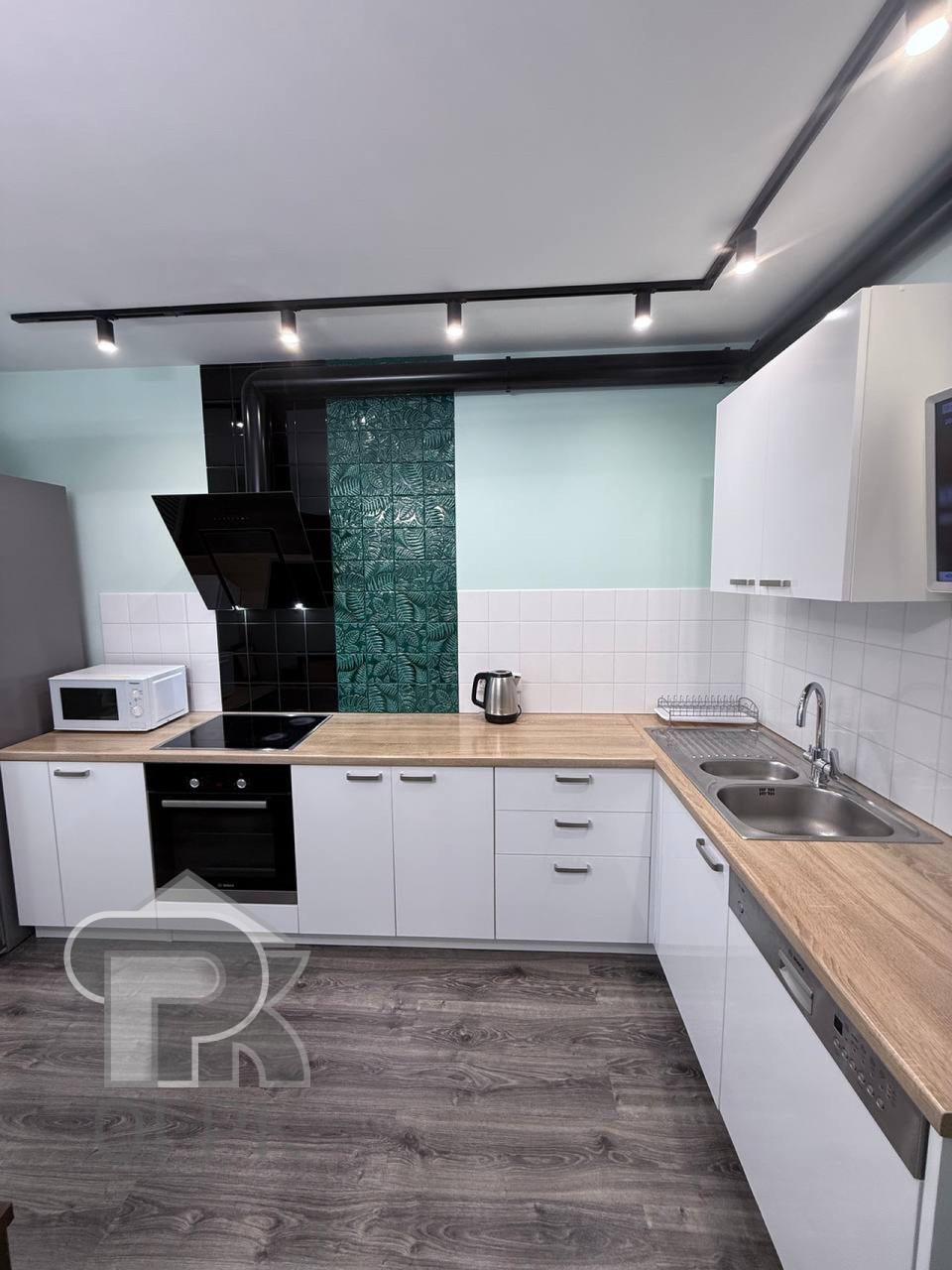 Купить 3-комнатную квартиру, №385952