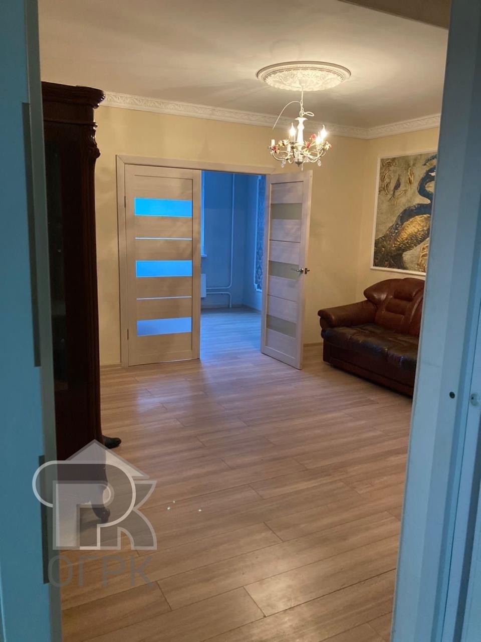 Купить 2-комнатную квартиру, №388199