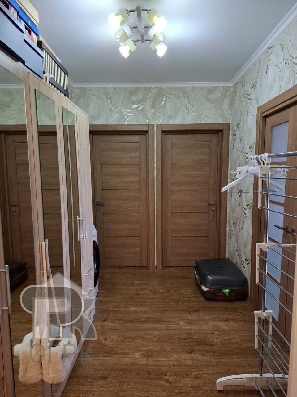 Купить 3-комнатную квартиру, №384807