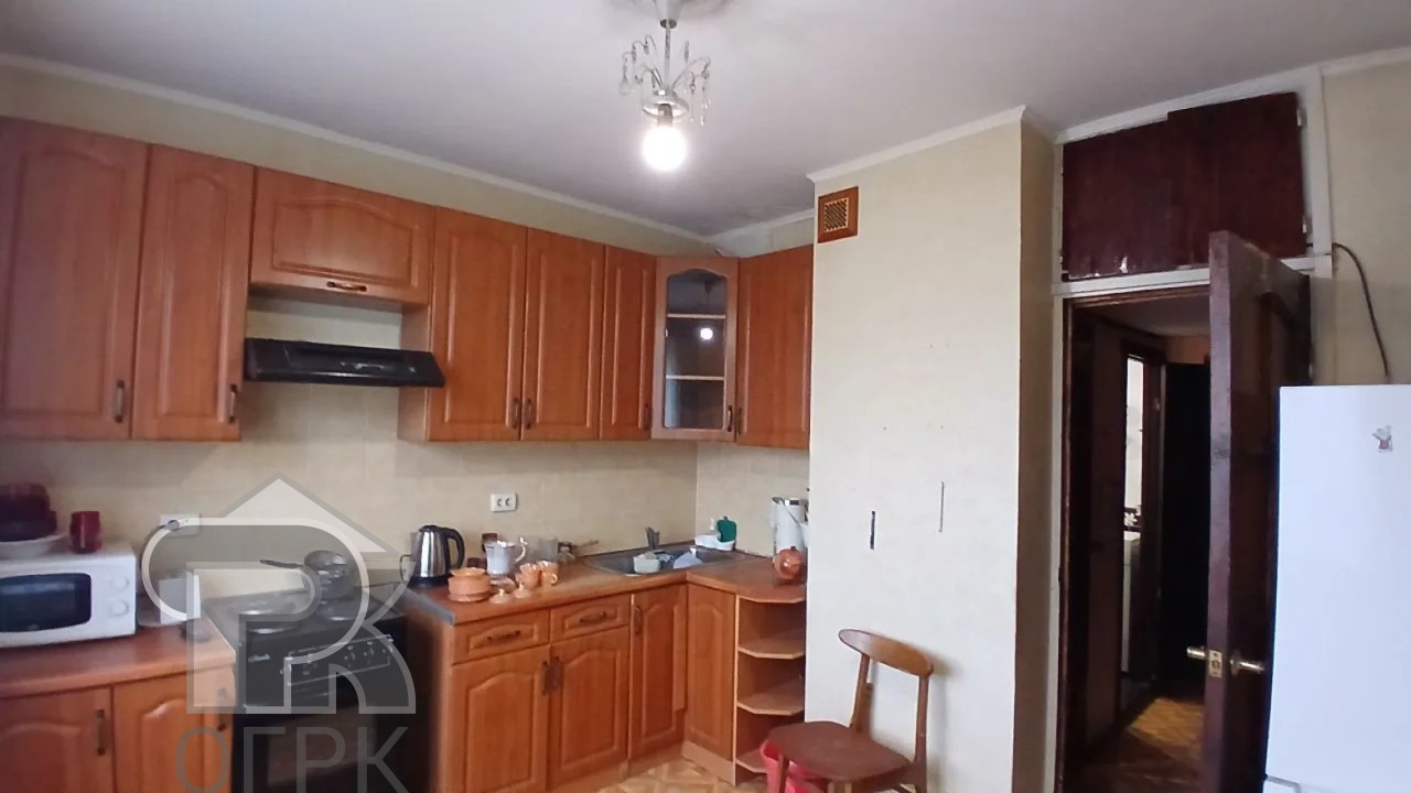 Купить 3-комнатную квартиру, №390057