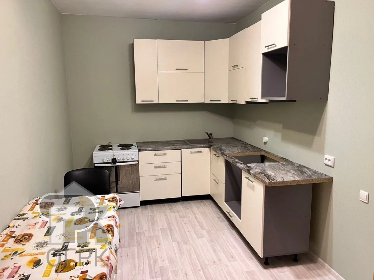 Купить 4-комнатную квартиру, №388511