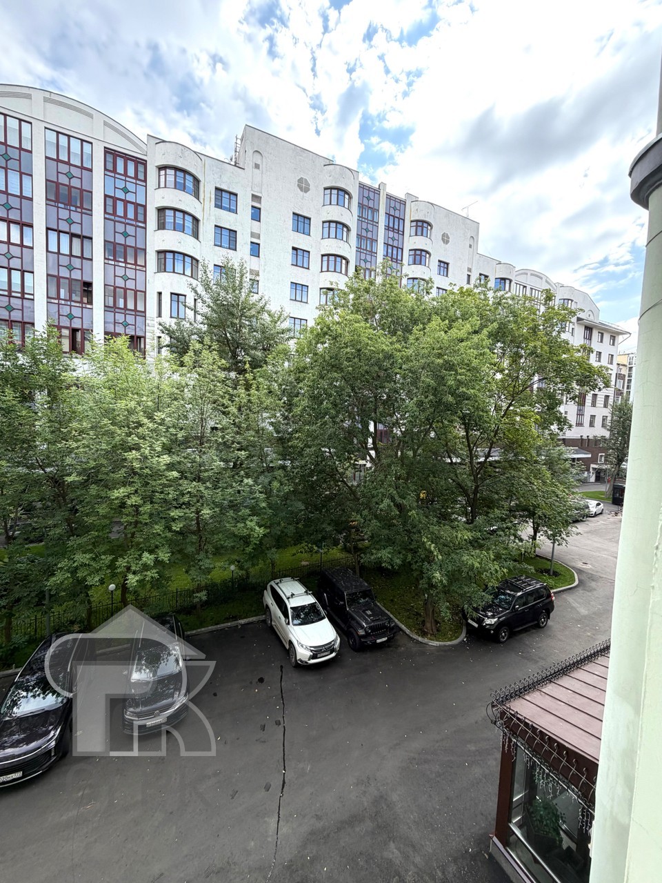Купить 5-комнатную квартиру, №390900