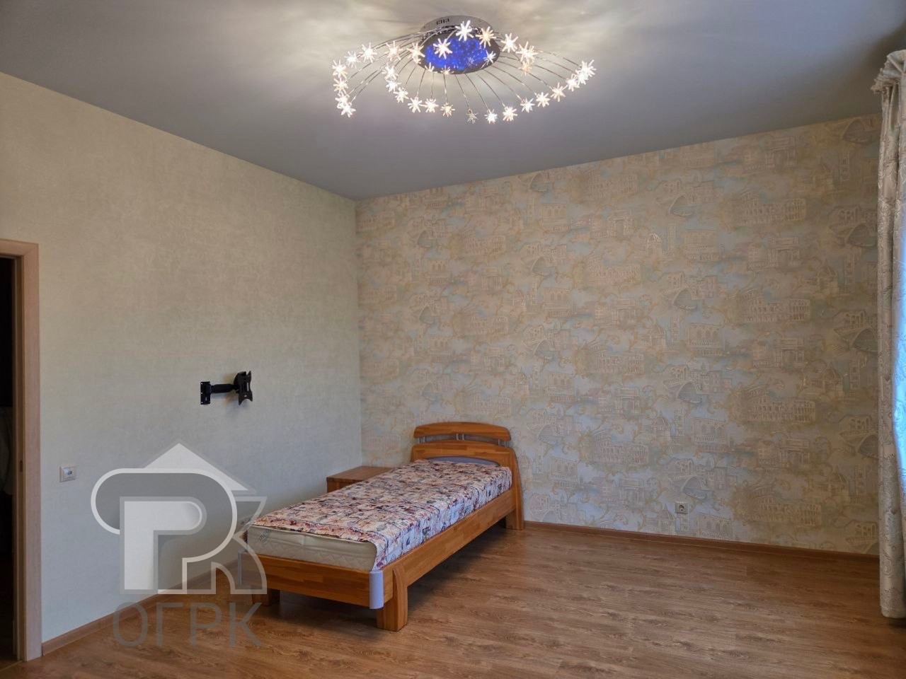 Купить 4-комнатную квартиру, №389661