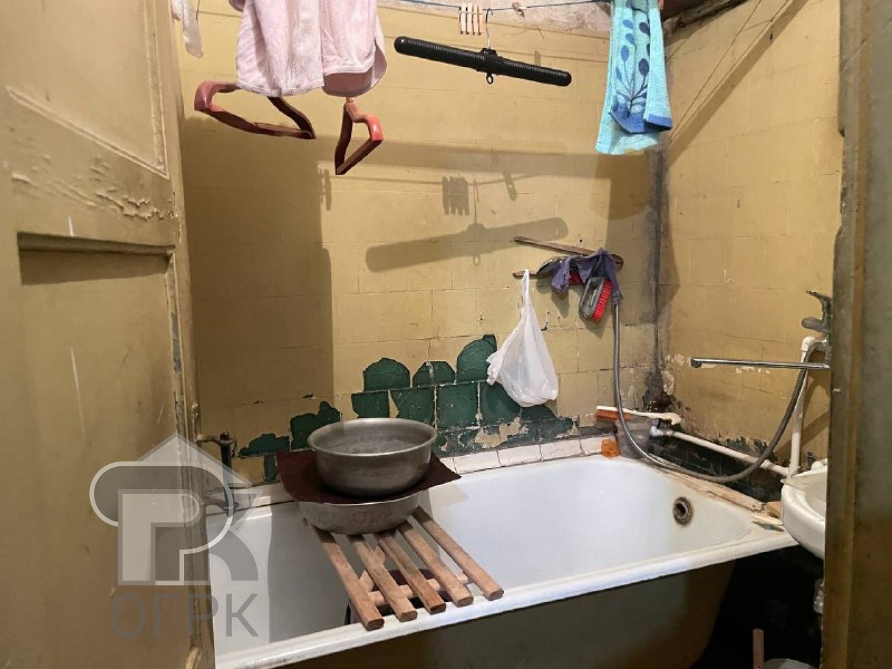 Купить 4-комнатную квартиру, №387977