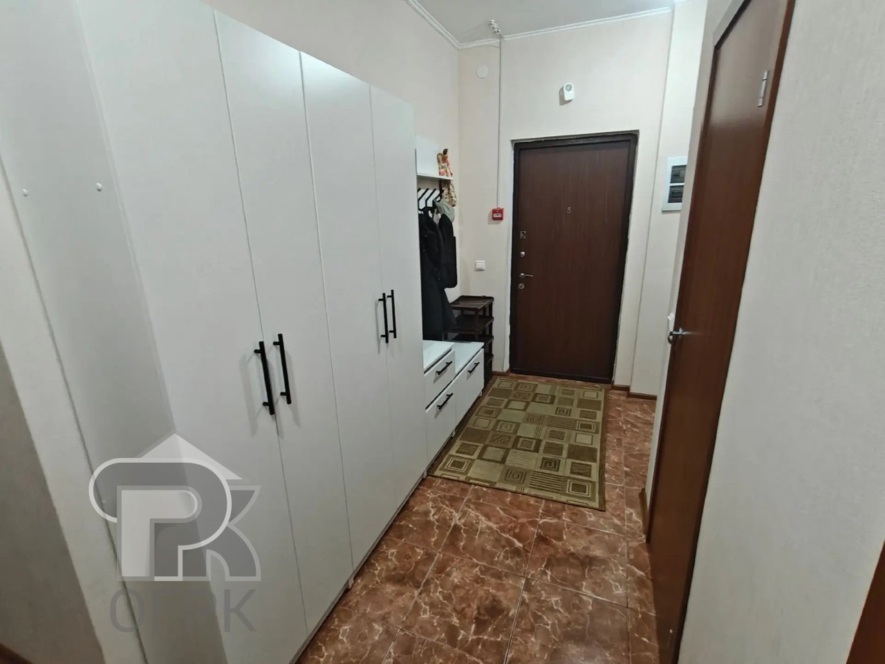 Купить 3-комнатную квартиру, №392397