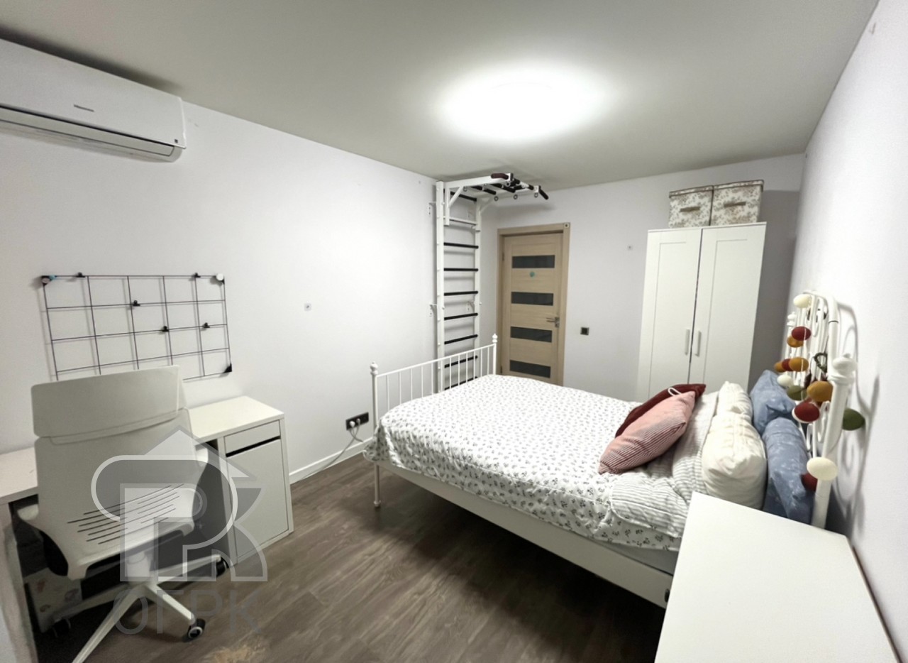 Купить 3-комнатную квартиру, №388015