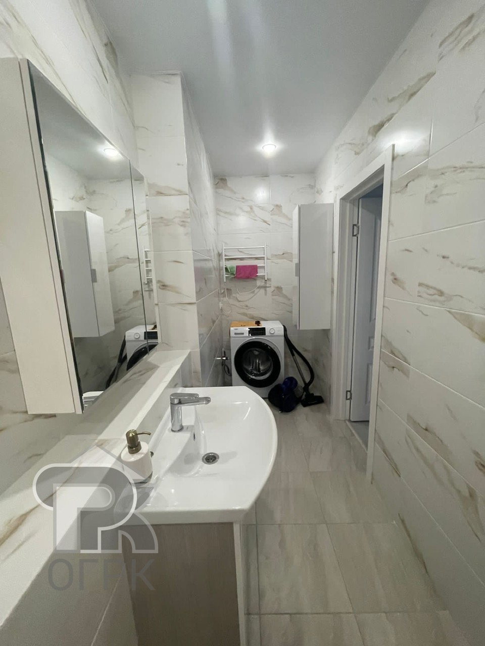 Купить 2-комнатную квартиру, №357636