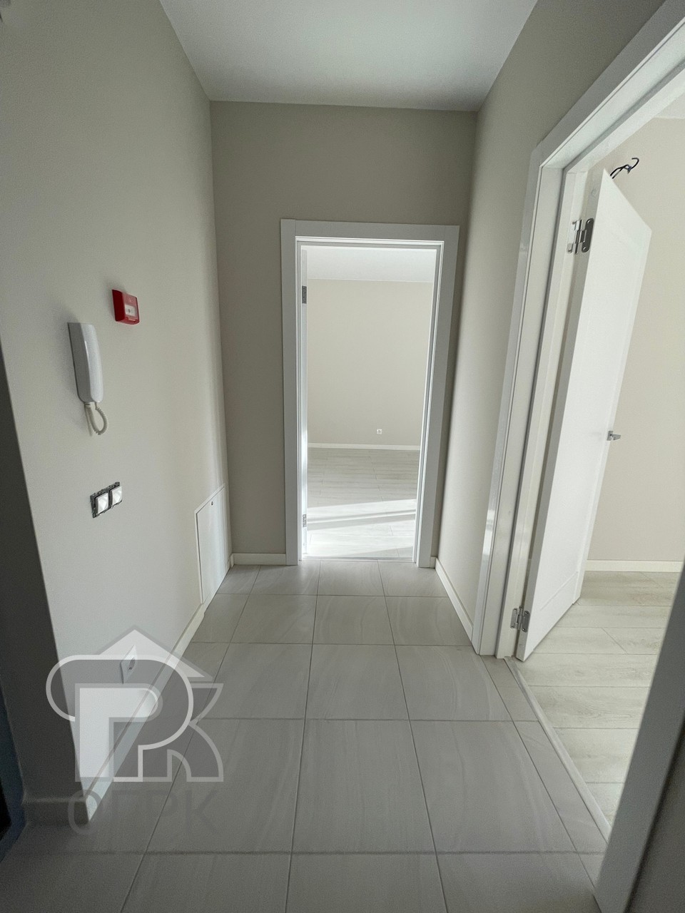 Купить 2-комнатную квартиру, №388773