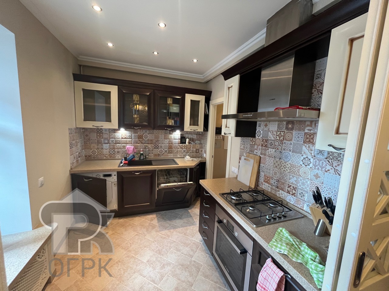 Купить 4-комнатную квартиру, №387402