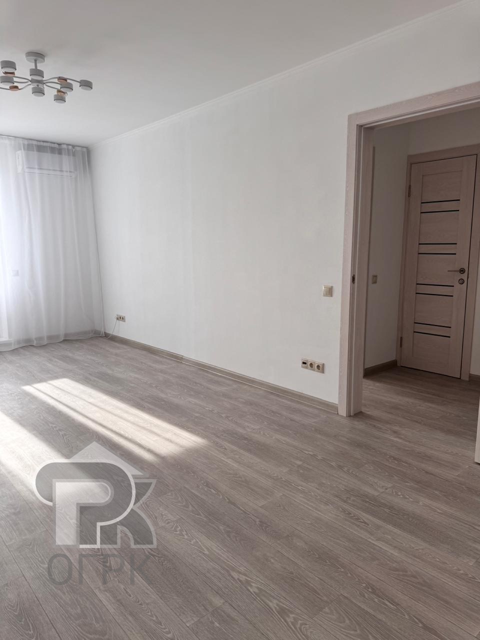 Купить 1-комнатную квартиру, №387045