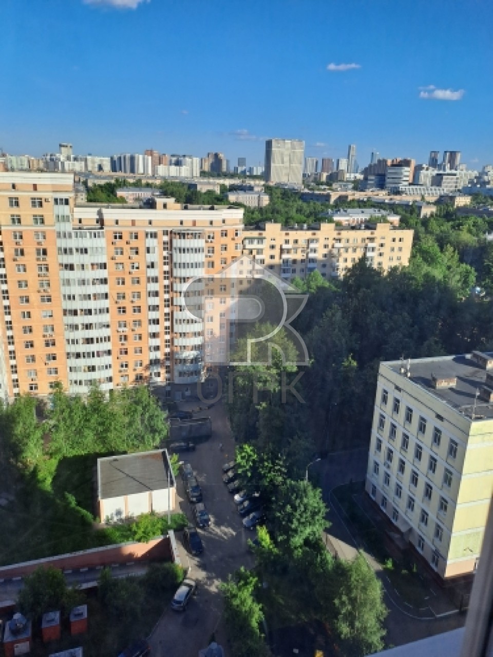 Купить 4-комнатную квартиру, №390492