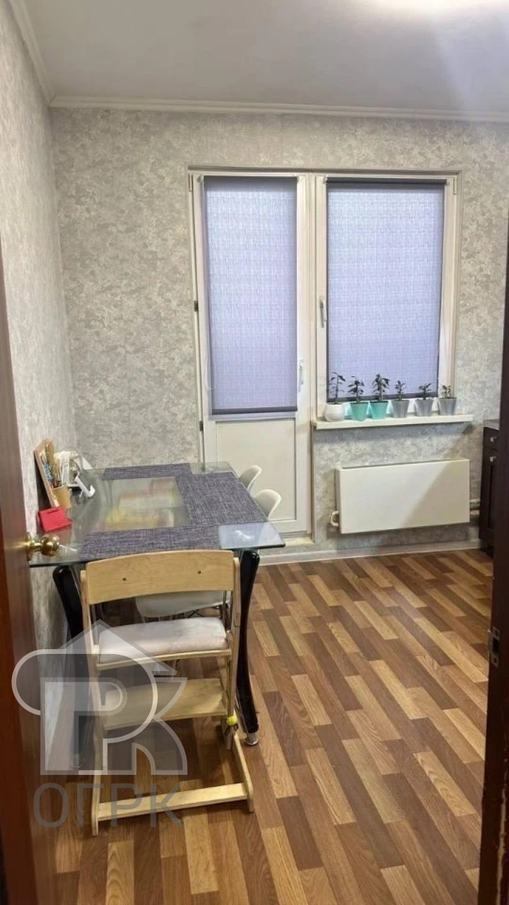 Купить 1-комнатную квартиру, №390554