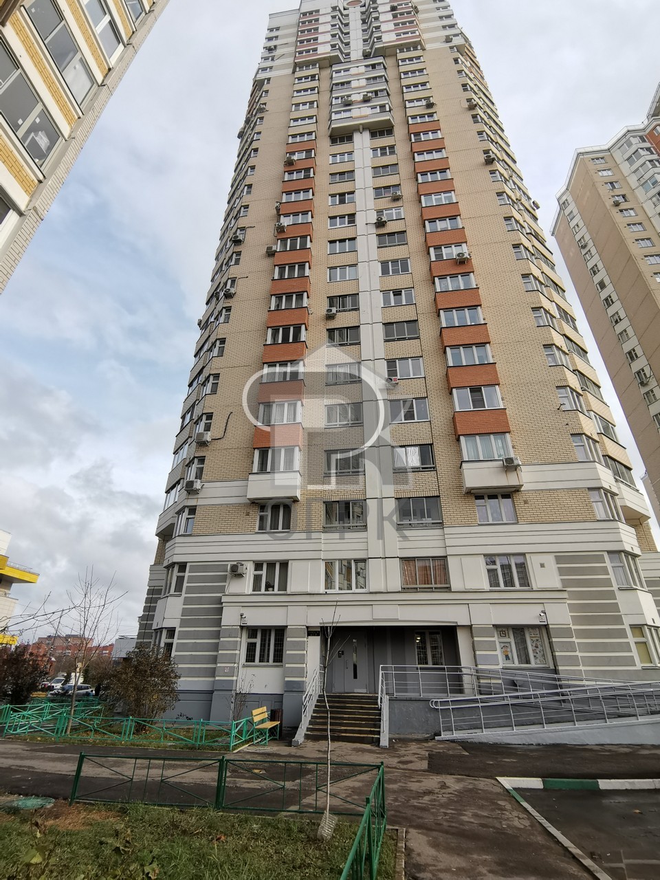 Купить 2-комнатную квартиру, №372299