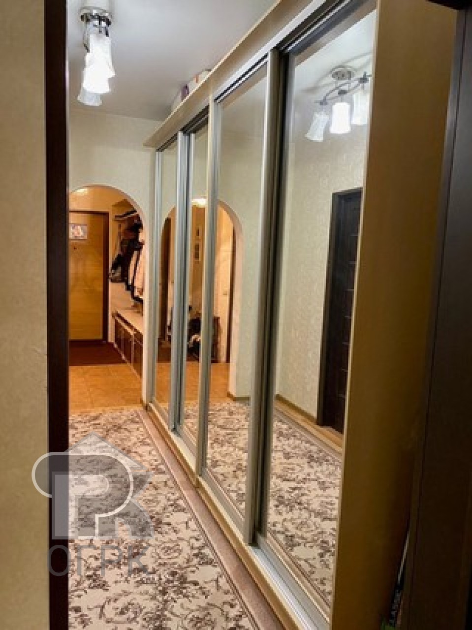 Купить 3-комнатную квартиру, №388065