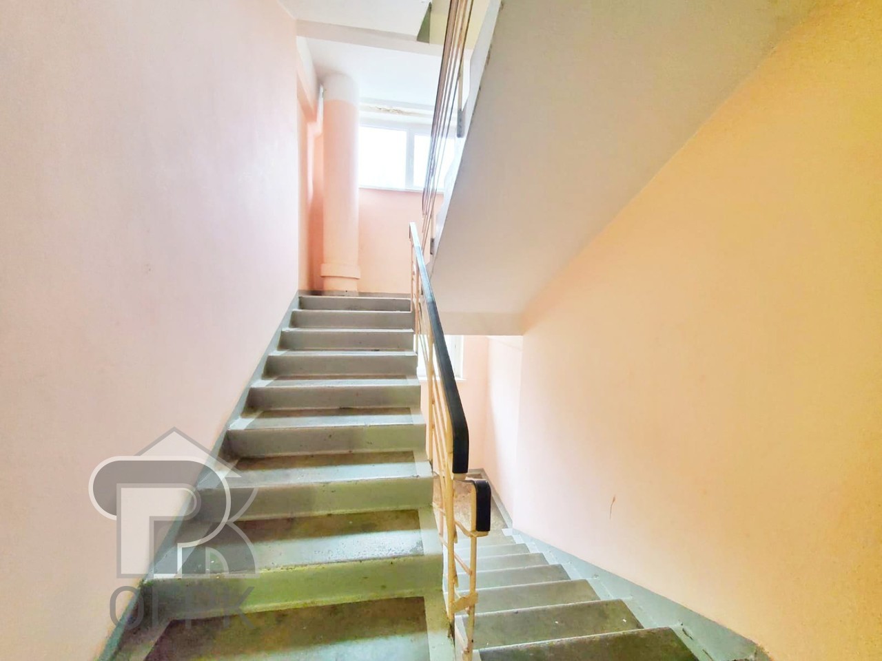 Купить 4-комнатную квартиру, №387494