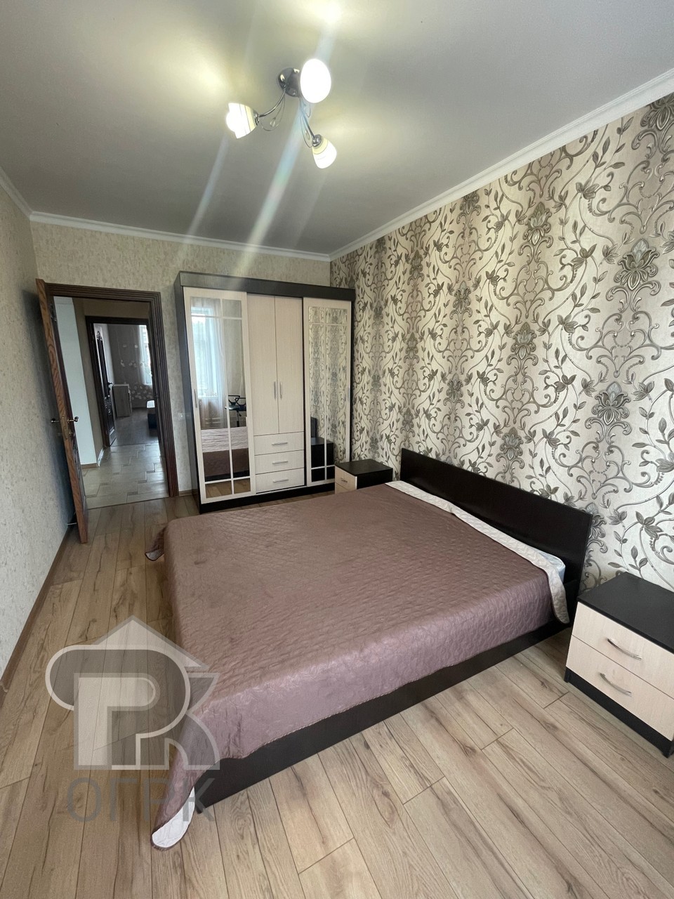 Купить 3-комнатную квартиру, №389089