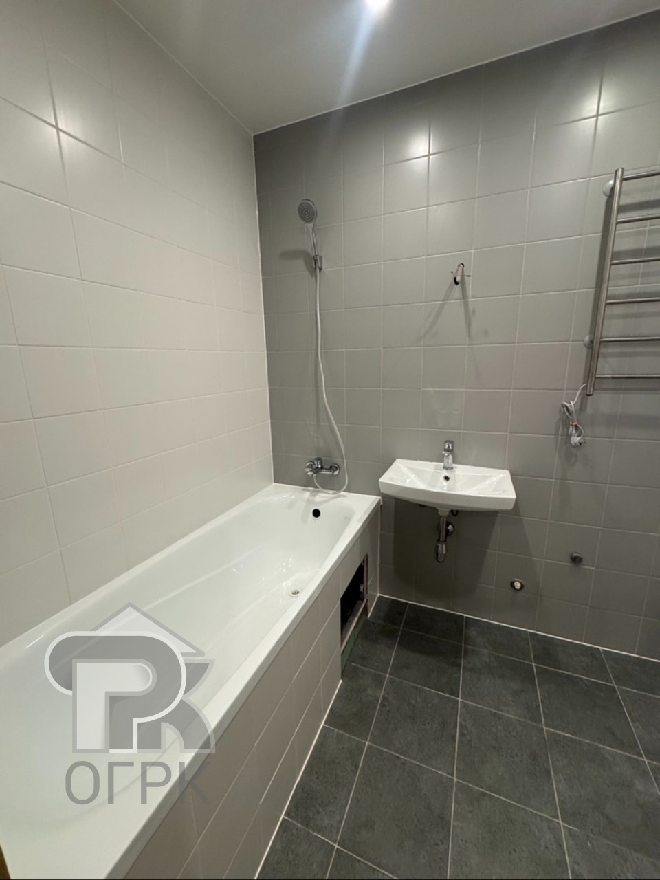 Купить 4-комнатную квартиру, №389198