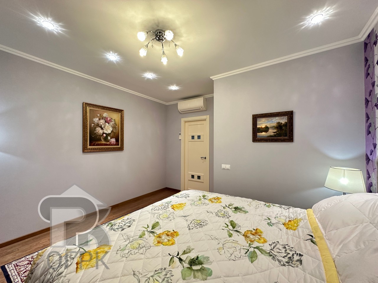 Купить 4-комнатную квартиру, №388307