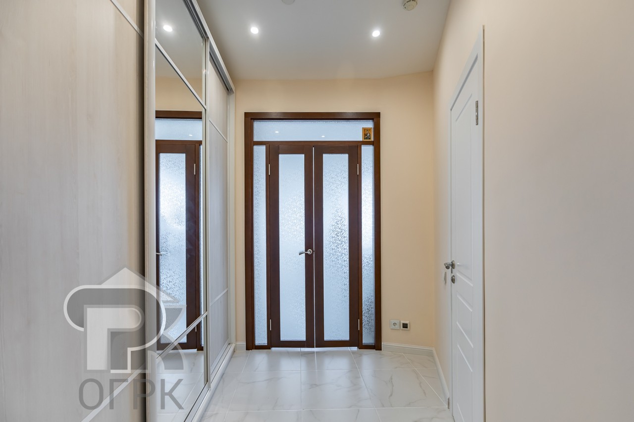 Купить 3-комнатную квартиру, №387399