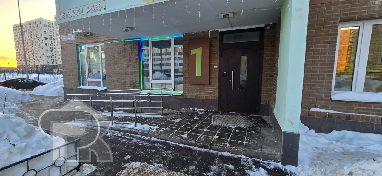 Купить 1-комнатную квартиру, №388368