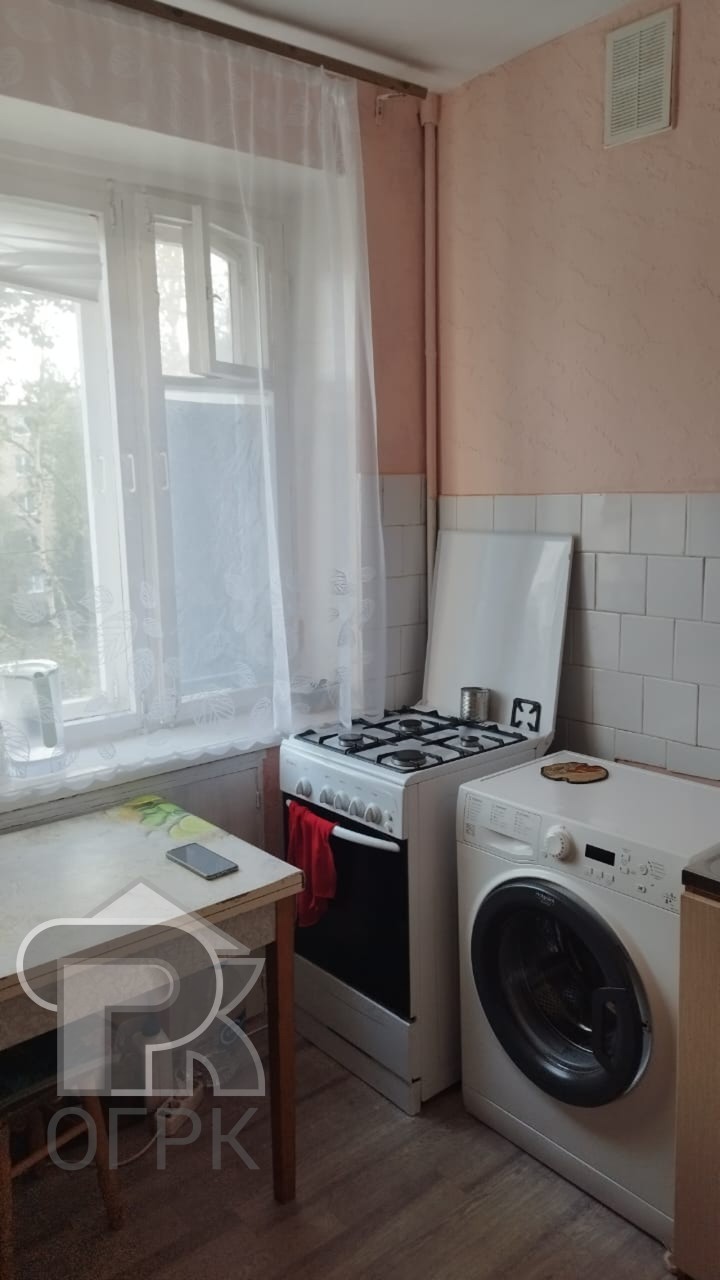 Купить 4-комнатную квартиру, №386745
