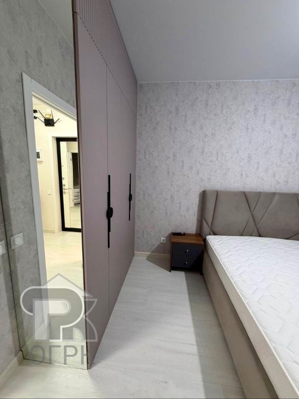 Купить 2-комнатную квартиру, №389152