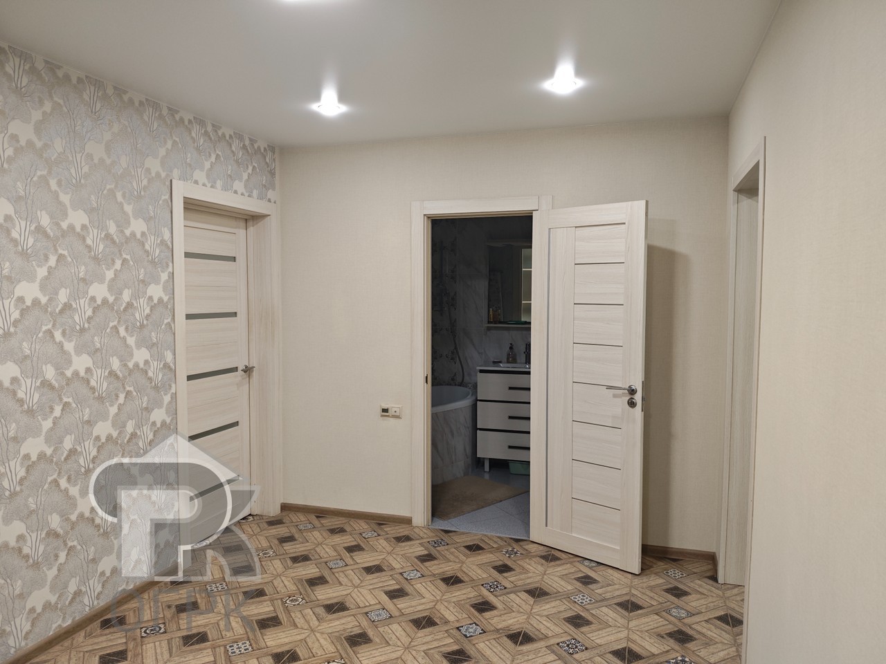 Купить 2-комнатную квартиру, №387815