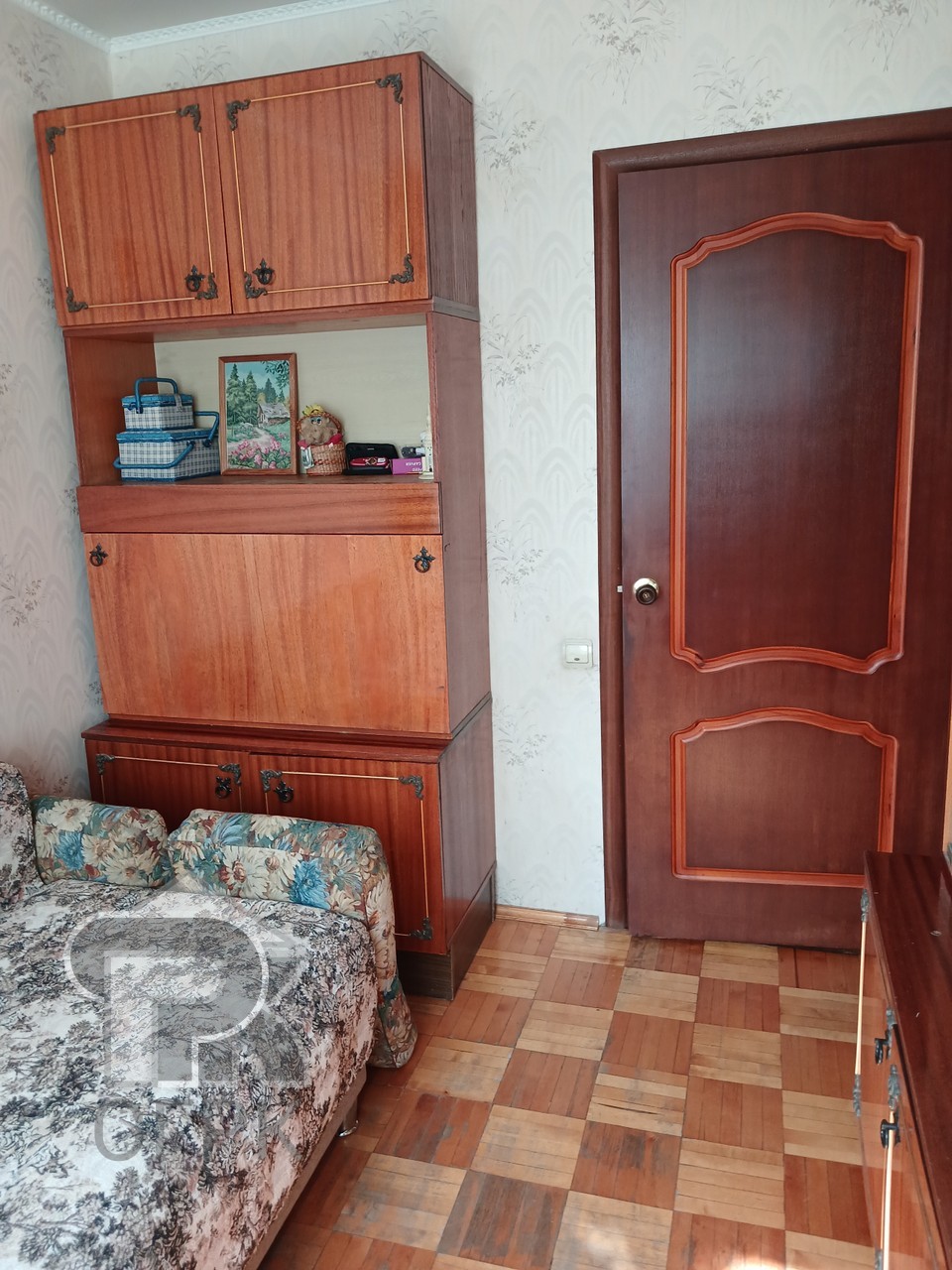 Купить 4-комнатную квартиру, №370368