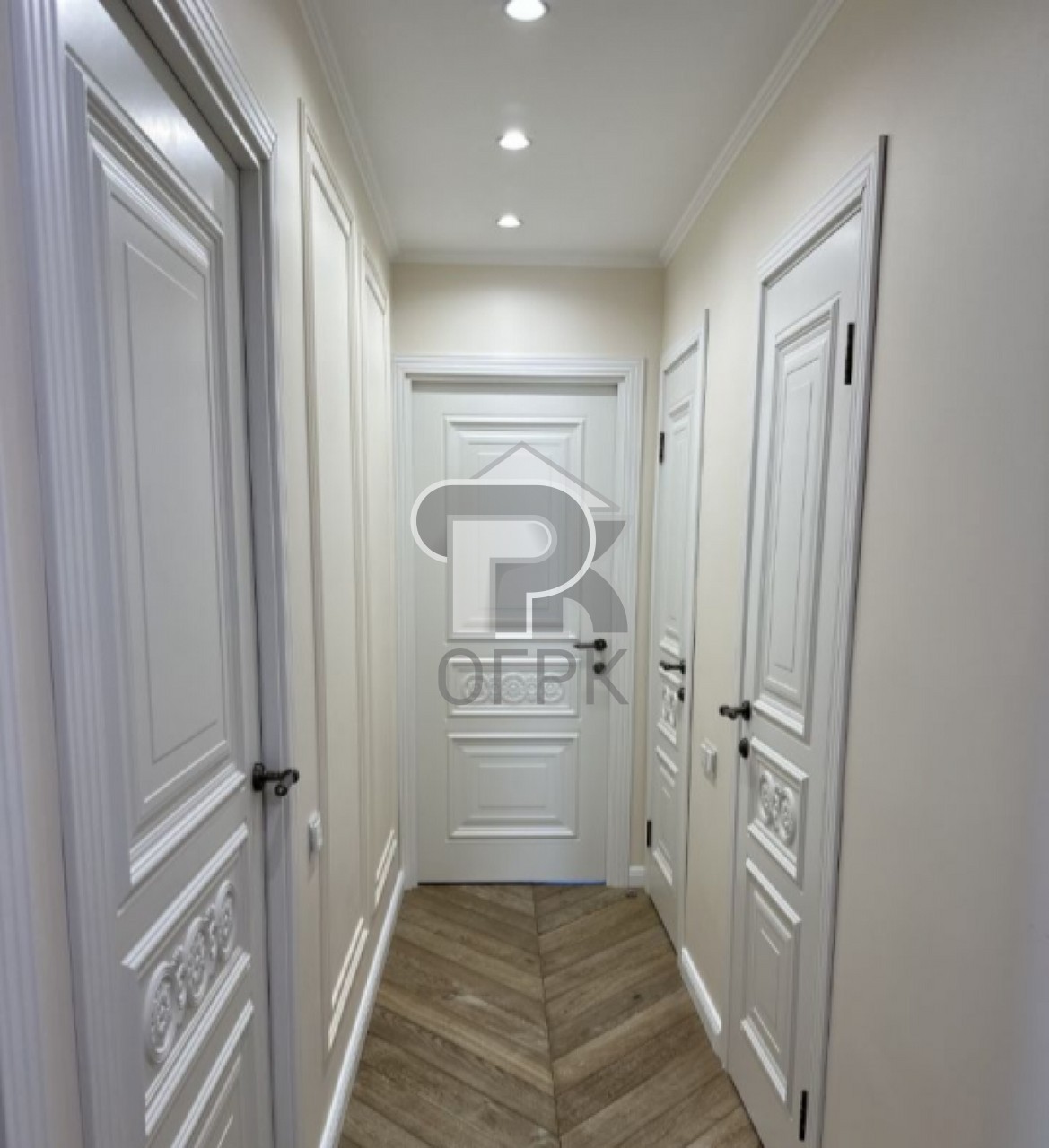 Купить 4-комнатную квартиру, №388760