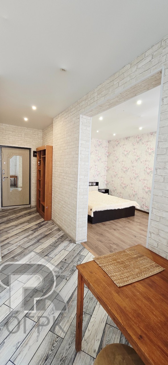 Купить 1-комнатную квартиру, №389196