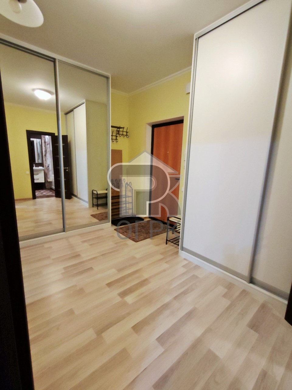 Купить 1-комнатную квартиру, №387724