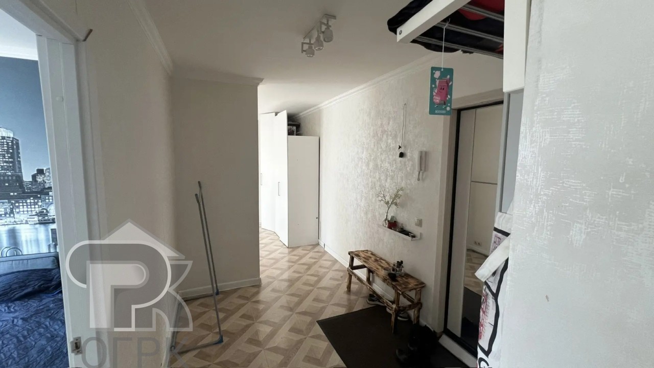 Купить 3-комнатную квартиру, №389300